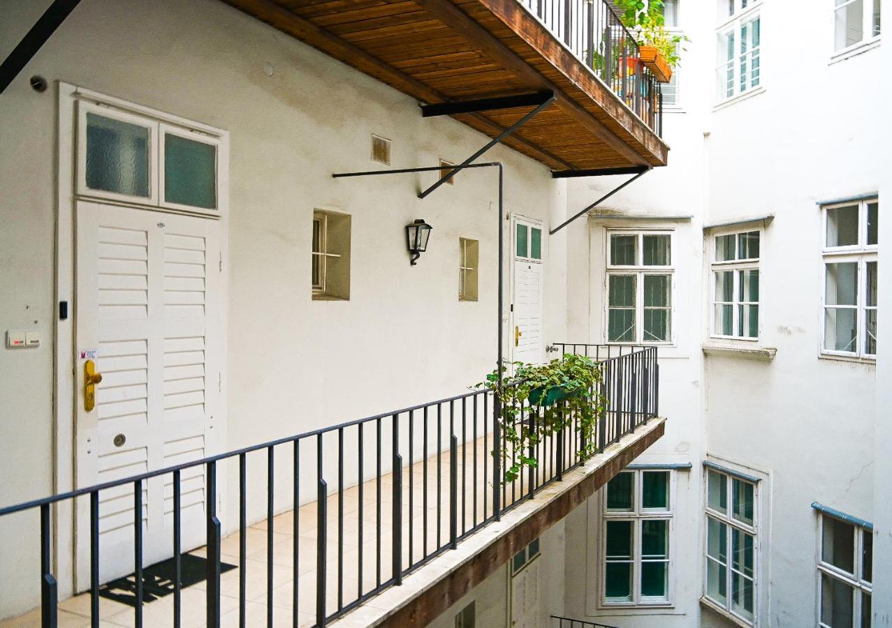 Backpacker Apartment Hofburg Βιέννη Εξωτερικό φωτογραφία